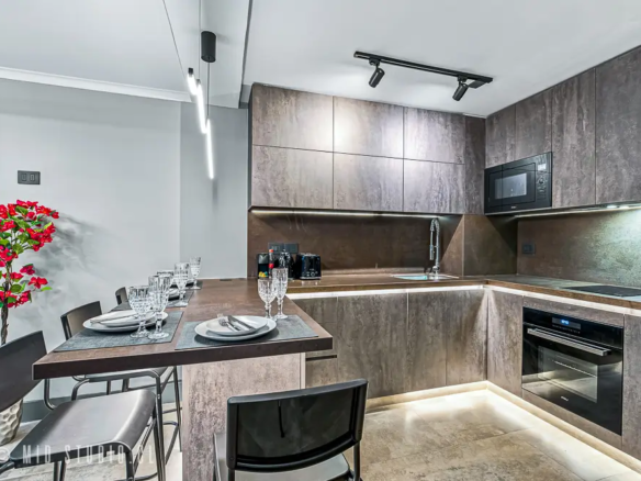 Sesión Fotográfica Airbnb Las Condes, Los Encomenderos